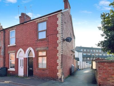 2 bedroom End Terrace House for sale