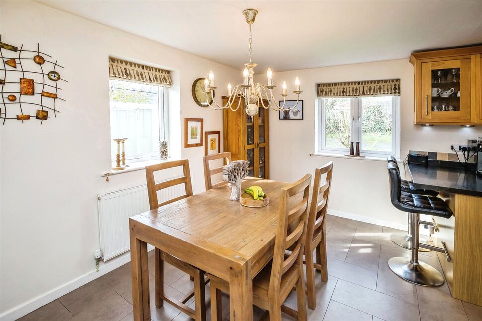 Sitting / Dining Room