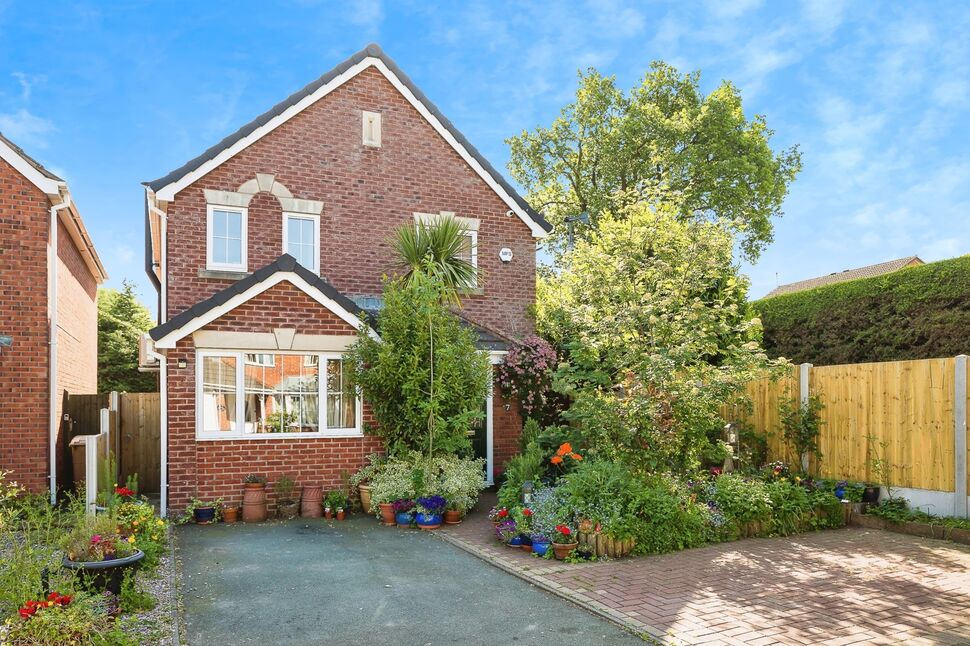 3 bedroom Detached House for sale