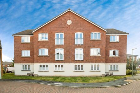Henry Robertson Drive, 1 bedroom  Flat for sale, £107,500
