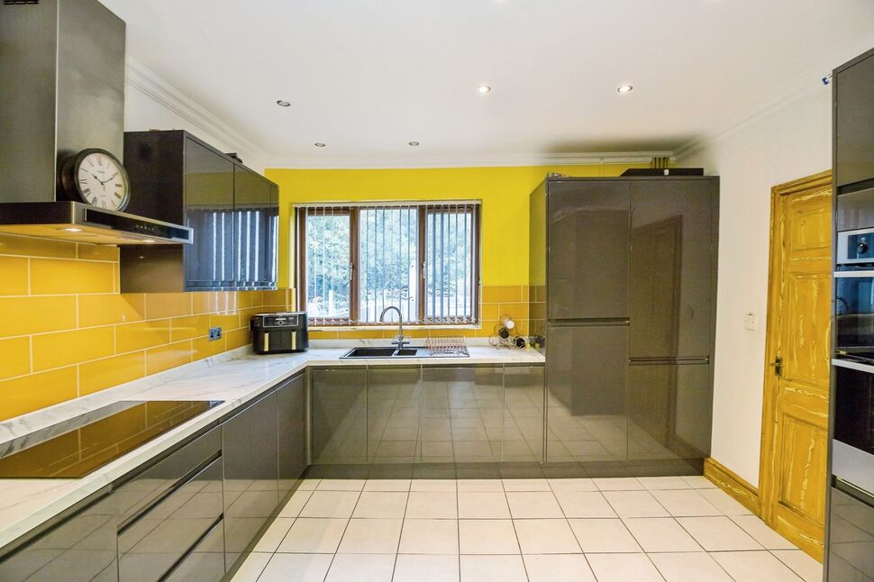 Breakfast Kitchen