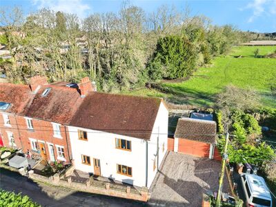 3 bedroom End Terrace House for sale