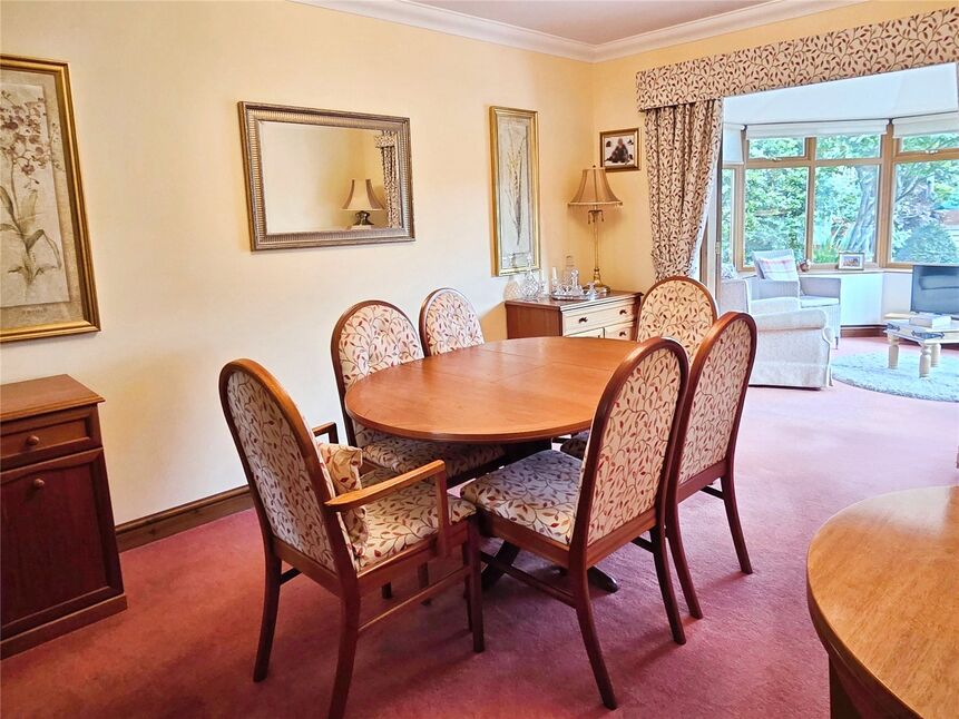 Sitting / Dining Room