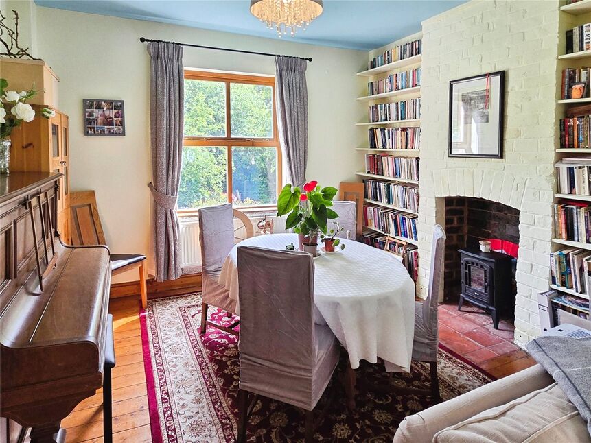 Sitting / Dining Room