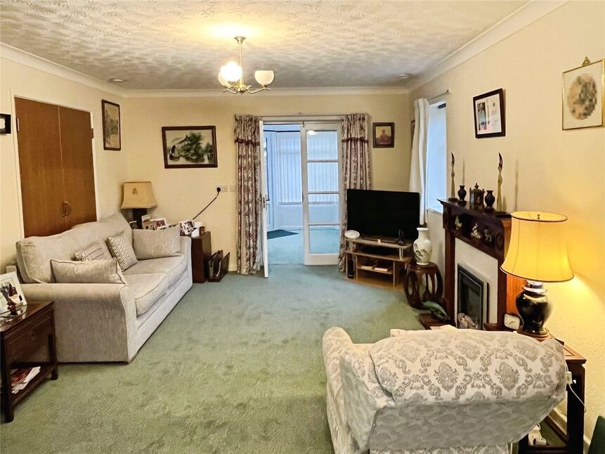 Living Room / Dining Room