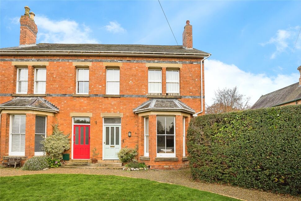 4 bedroom Semi Detached House for sale