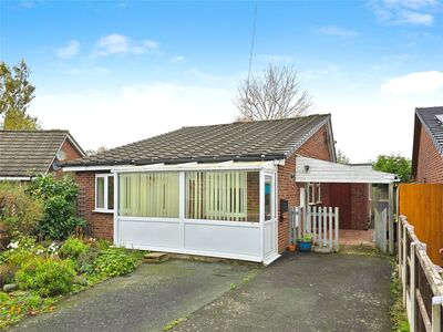Sandringham Avenue, 2 bedroom Detached Bungalow for sale, £220,000