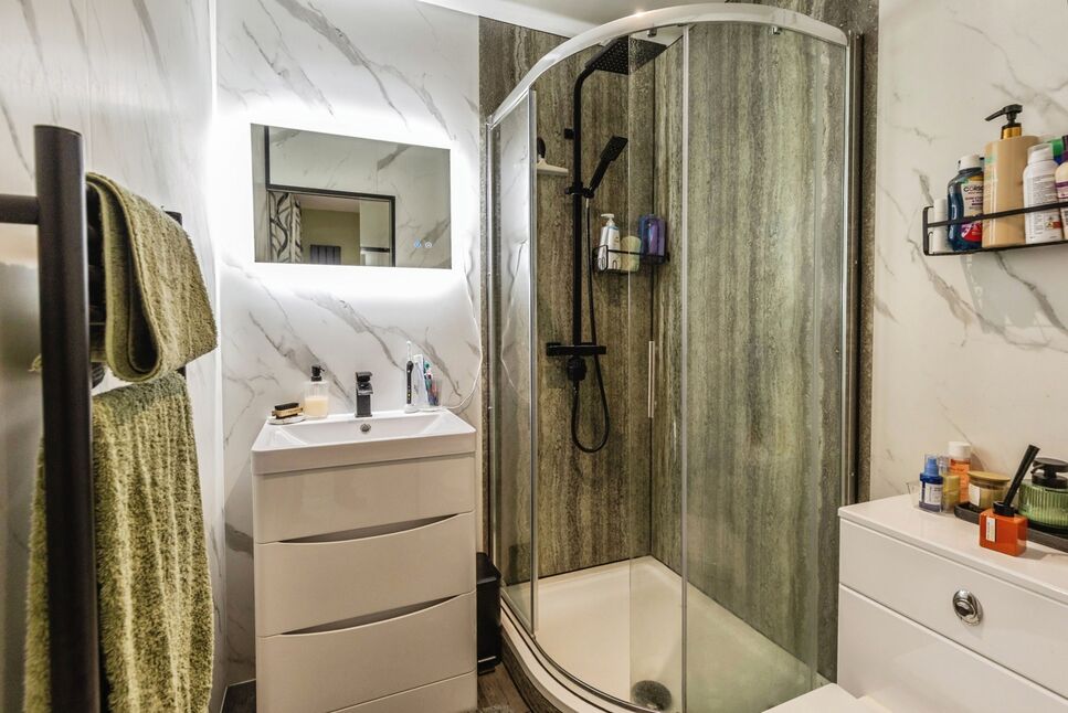 En-Suite 3