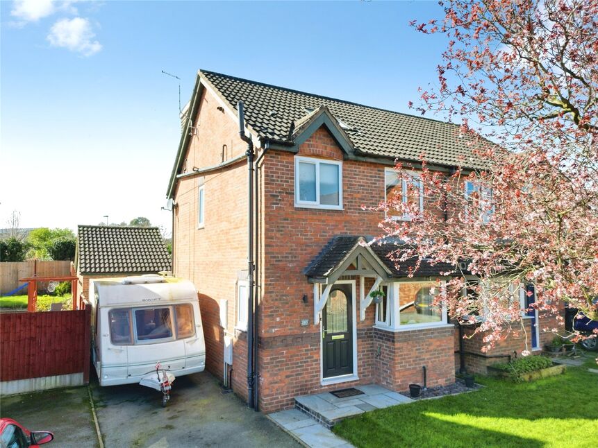 4 bedroom Semi Detached House for sale