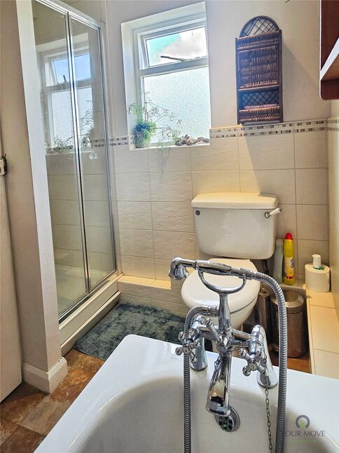 Bath / Shower Room