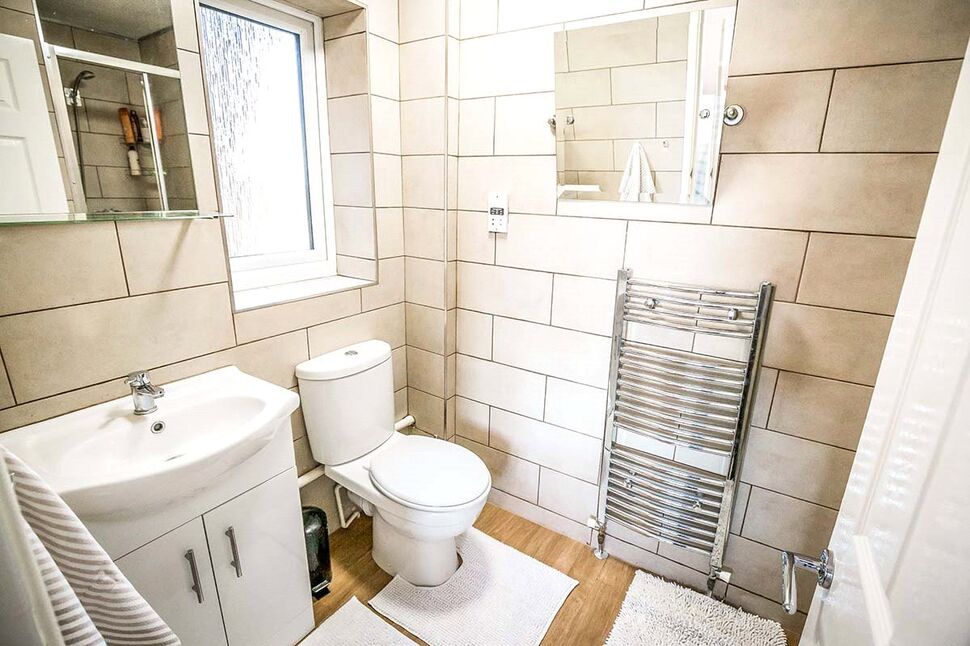 En-Suite Shower Room