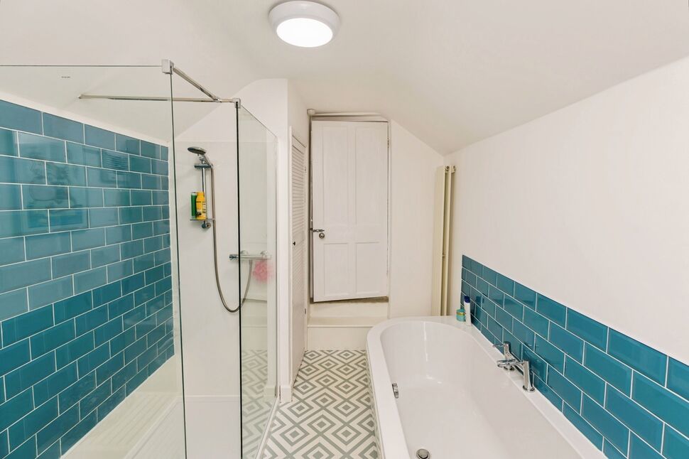 Bath / Shower Room