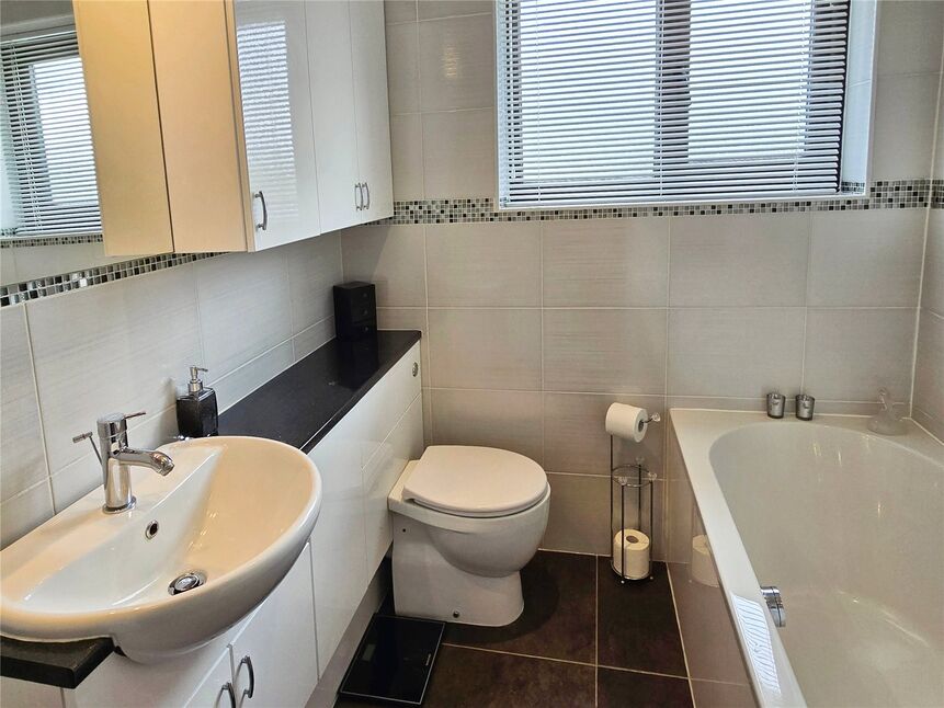 Bath / Shower Room