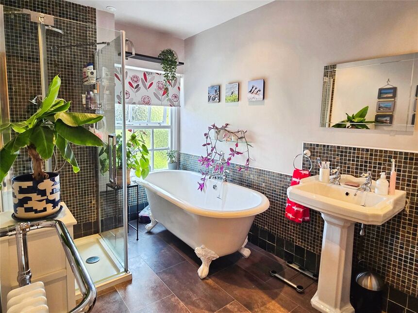 Bath / Shower Room