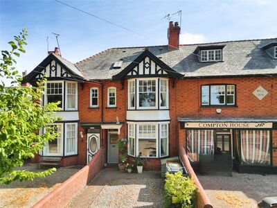 Station Avenue, 3 bedroom Mid Terrace House for sale, &pound;275,000