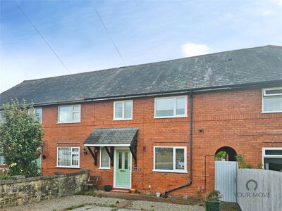 3 bedroom Mid Terrace House for sale