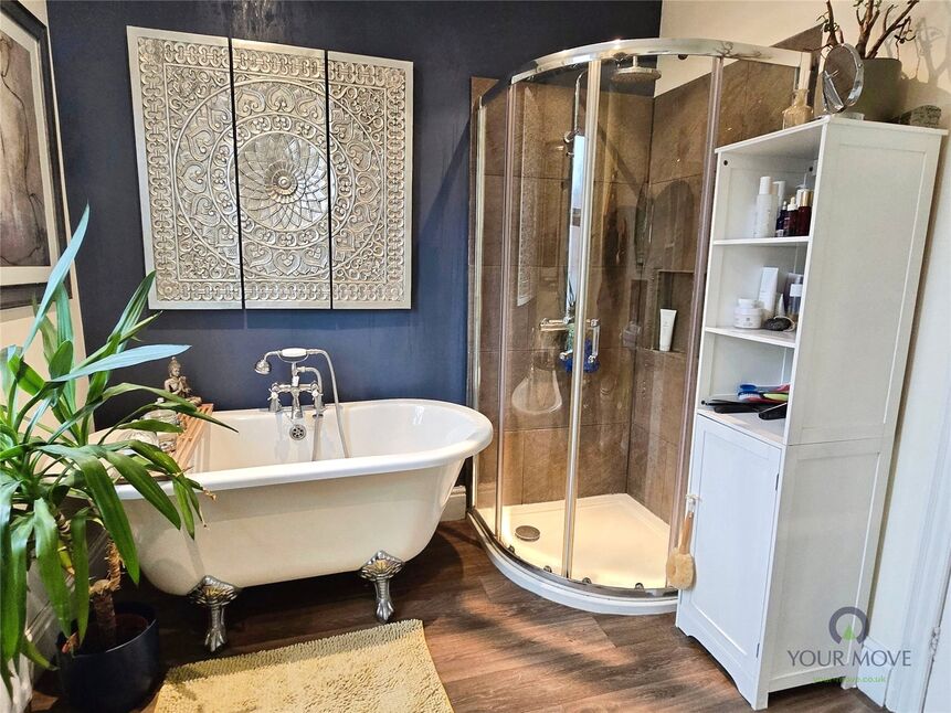 Bath / Shower Room