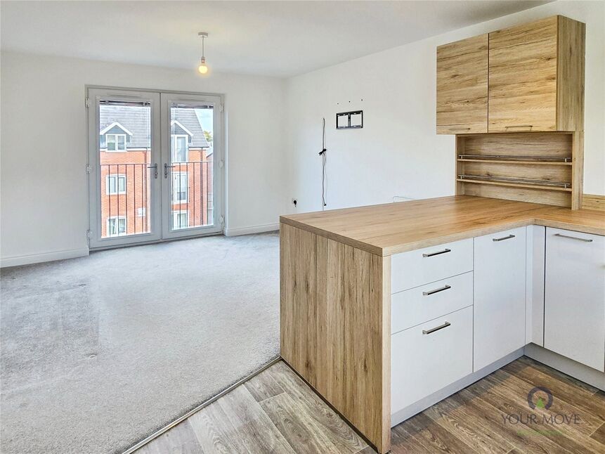 Lounge / Kitchen