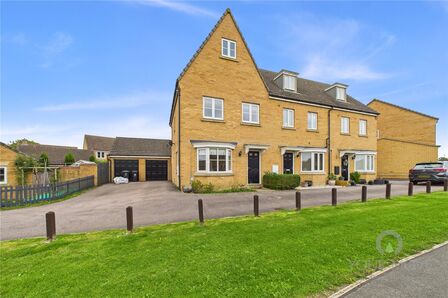 3 bedroom Semi Detached House to rent