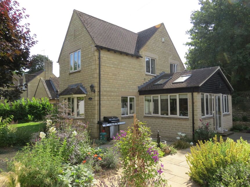 Main image of 5 bedroom Detached House to rent, Milton Road, Oundle, Peterborough, PE8