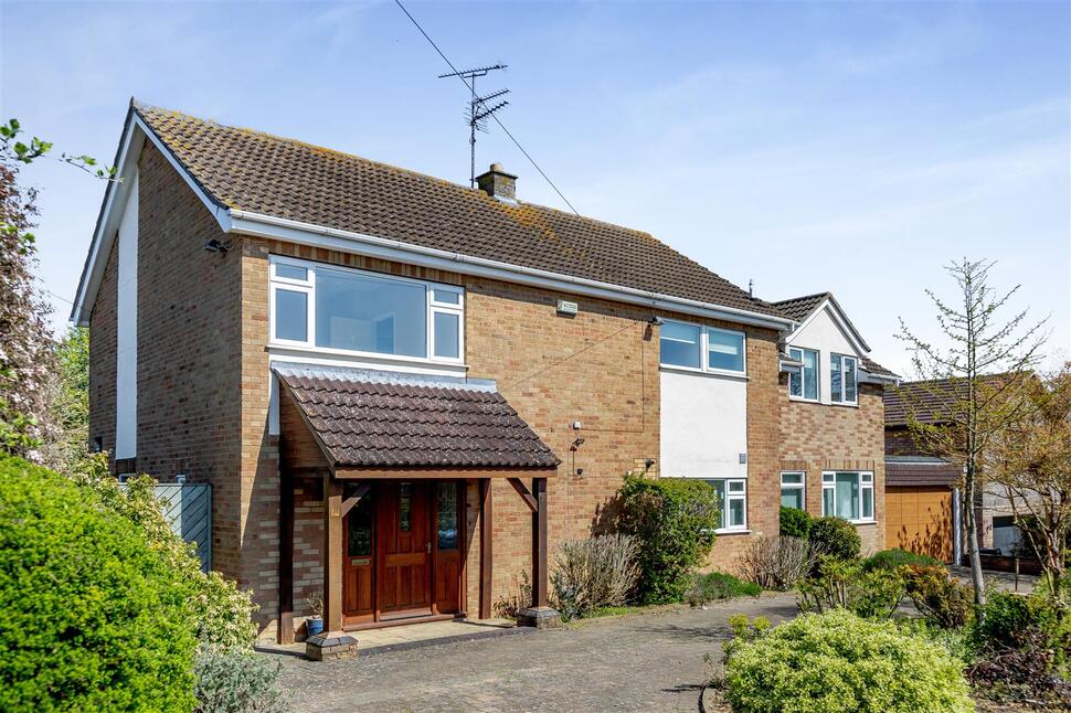 Main image of 5 bedroom Detached House to rent, St Peters Road, Oundle, Peterborough, PE8