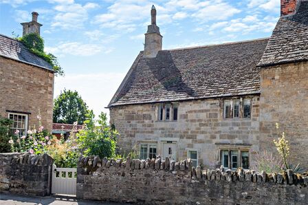 2 bedroom Semi Detached Property to rent