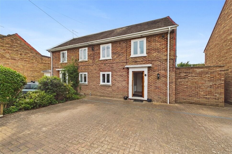 Main image of 3 bedroom Semi Detached House to rent, New Road, Oundle, Peterborough, PE8