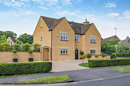 Glapthorn Road, 5 bedroom Detached House to rent, &pound;3,600 pcm