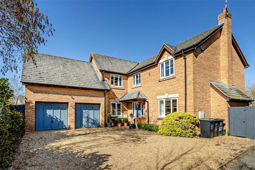 Main image of 5 bedroom Detached House to rent, Hillfield Road, Oundle, Peterborough, PE8