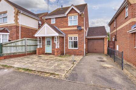 3 bedroom Detached House to rent