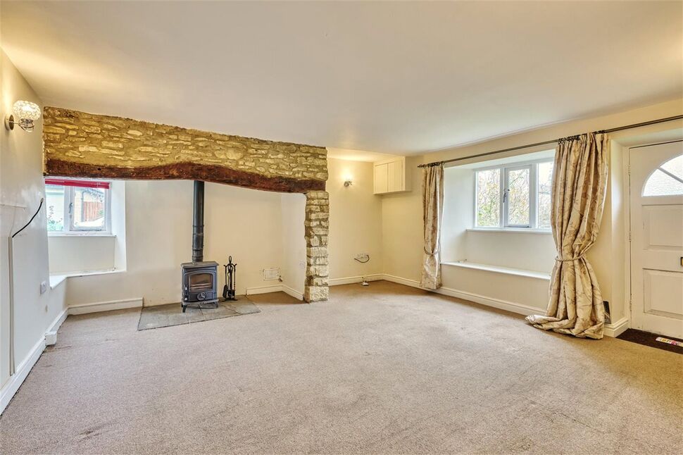 Main image of 3 bedroom Detached House to rent, 32 High Street, Northamptonshire, NN14