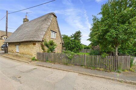 2 bedroom Detached House to rent