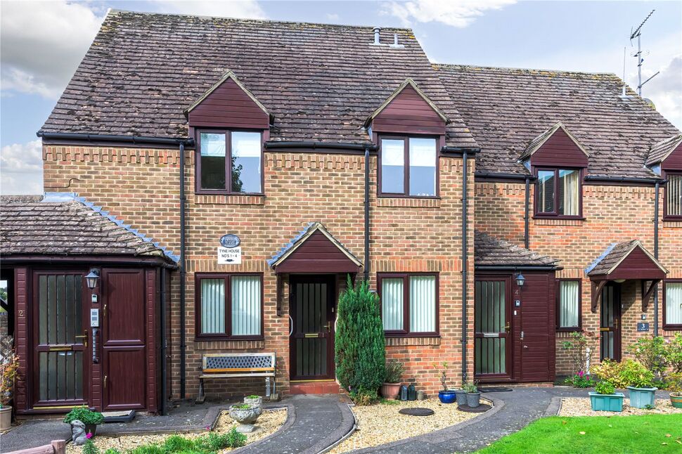 Main image of 2 bedroom Flat to rent, Riverside Maltings, Oundle, Northamptonshire, PE8