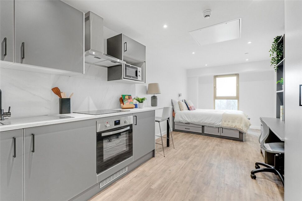 Main image of 1 bedroom Flat to rent, College Street, Northampton, West Northamptonshire, NN1