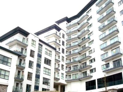 Exeter Street, 2 bedroom Flat to rent, &pound;950 pcm