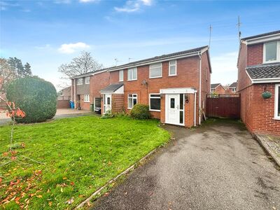 2 bedroom Semi Detached House to rent