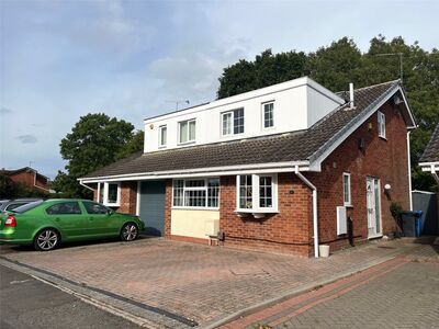 Idonia Road, 3 bedroom Semi Detached House to rent, &pound;1,100 pcm