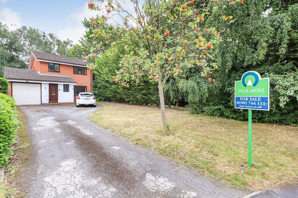 Main image of 3 bedroom Detached House for sale, Richmond Drive, Perton, Staffordshire, WV6