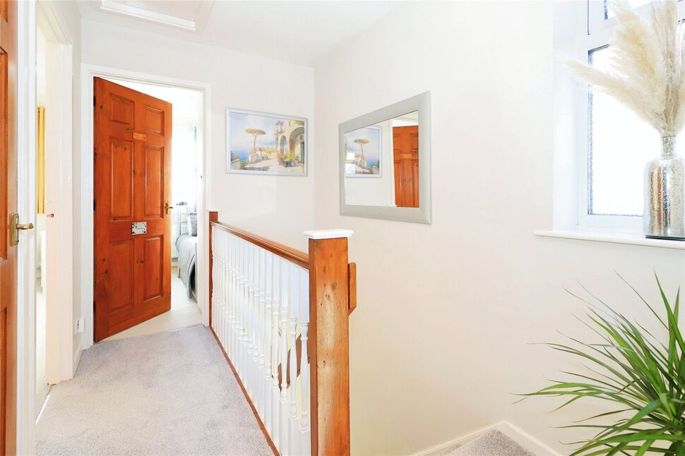 3 bedroom Detached House for sale, Shackleton Drive, Perton