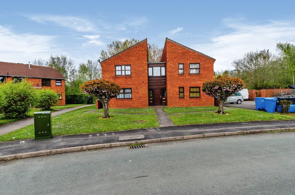 Main image of 1 bedroom  Flat for sale, Jedburgh Avenue, Wolverhampton, Staffordshire, WV6