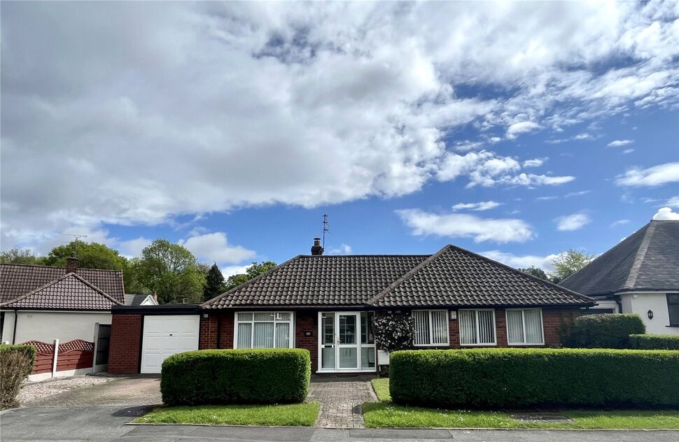 Main image of 3 bedroom Detached Bungalow to rent, Foley Avenue, Tettenhall, West Midlands, WV6