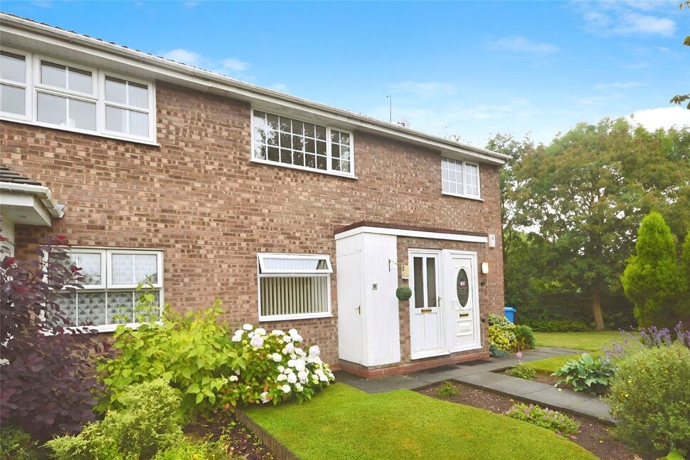 Main image of 2 bedroom Flat for sale, Stanley Court, Perton, Staffordshire, WV6