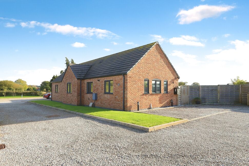 3 bedroom Semi Detached Bungalow for sale, Lea Manor Gardens