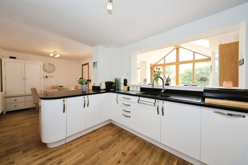Kitchen / Diner