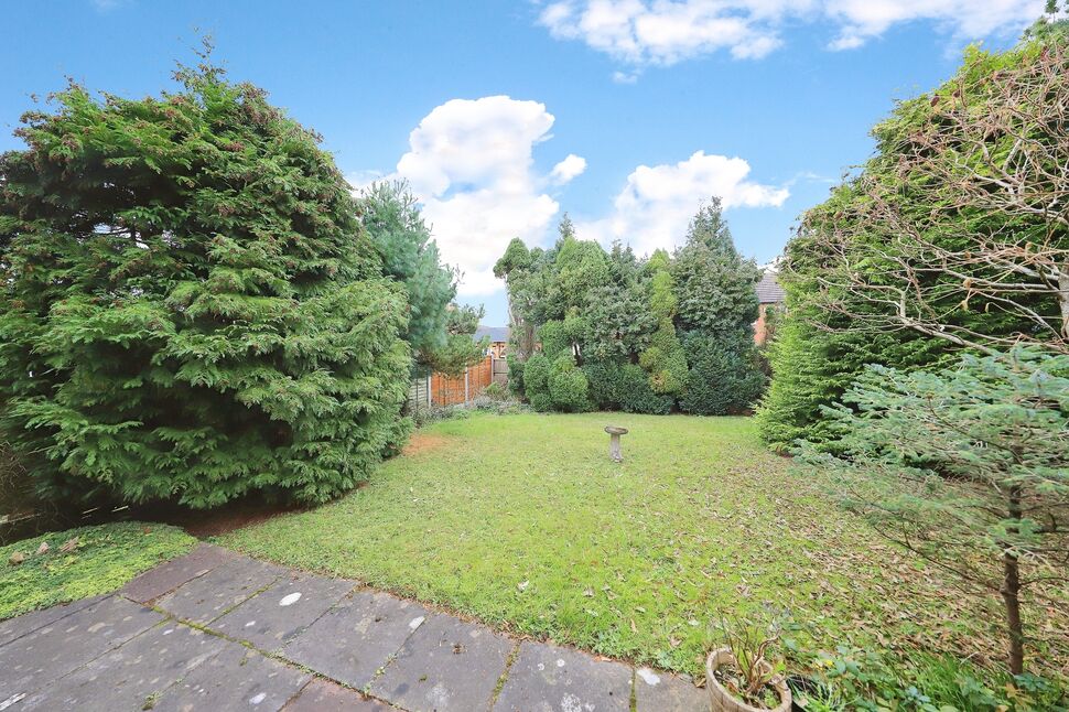 3 bedroom Detached House for sale, Bodiam Court, Perton Wolverhampton