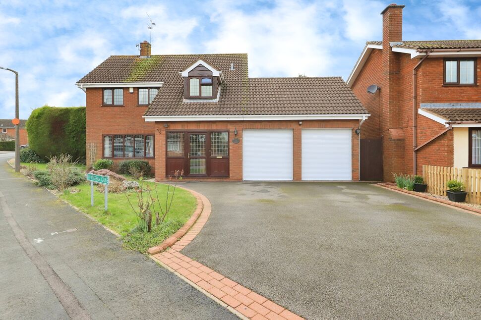 Main image of 4 bedroom Detached House for sale, Wykeham Grove, Perton Wolverhampton, Staffordshire, WV6