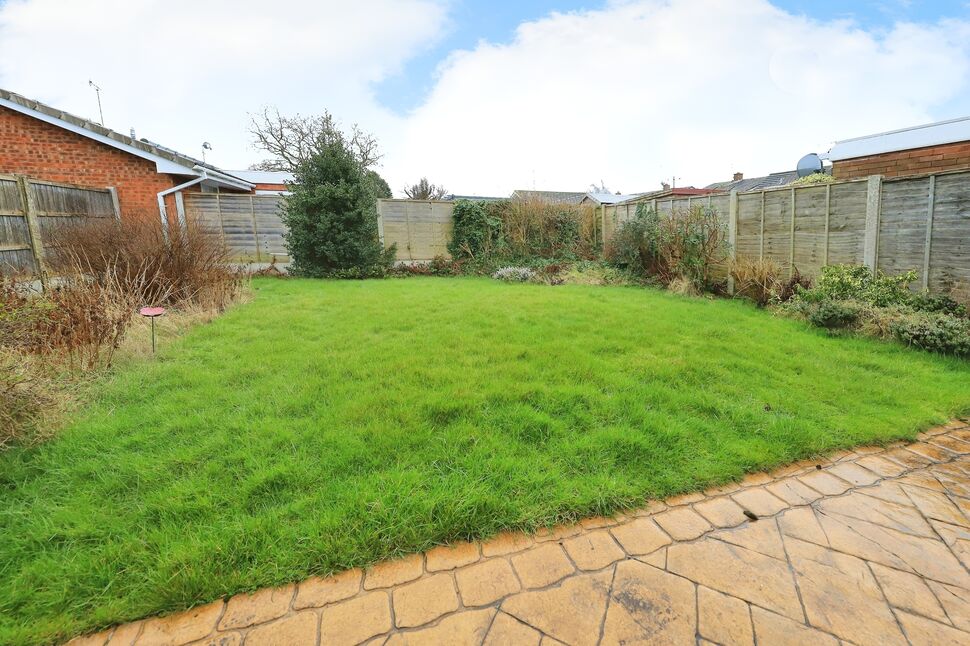 2 bedroom Detached Bungalow for sale, Dunster Grove, Perton