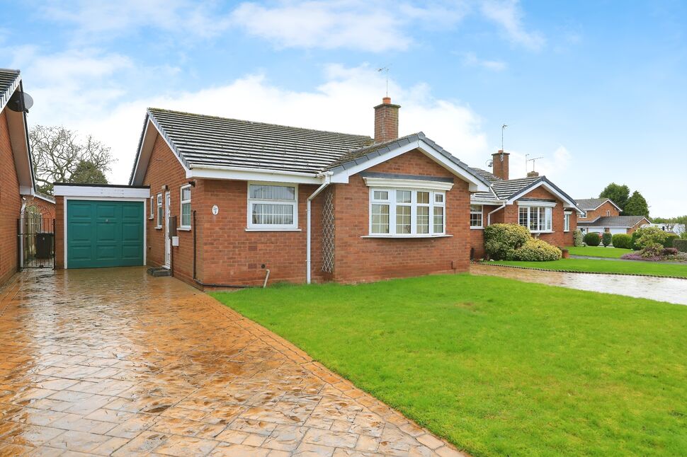 2 bedroom Detached Bungalow for sale, Dunster Grove, Perton