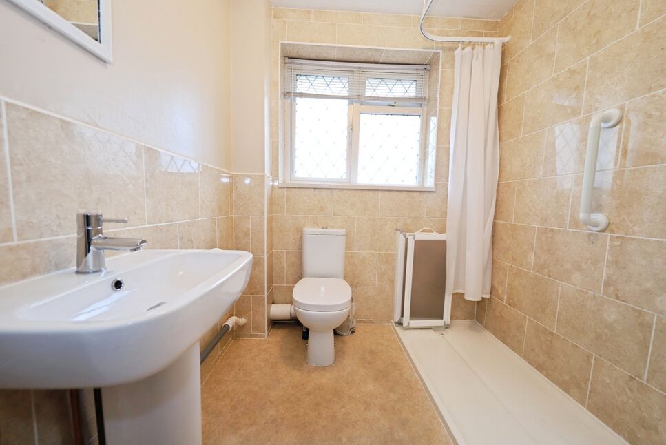 Shower Room WC