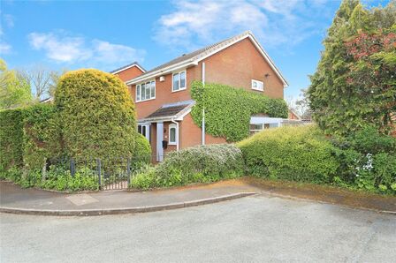 Sunningdale Avenue, 3 bedroom Detached House for sale, £315,000